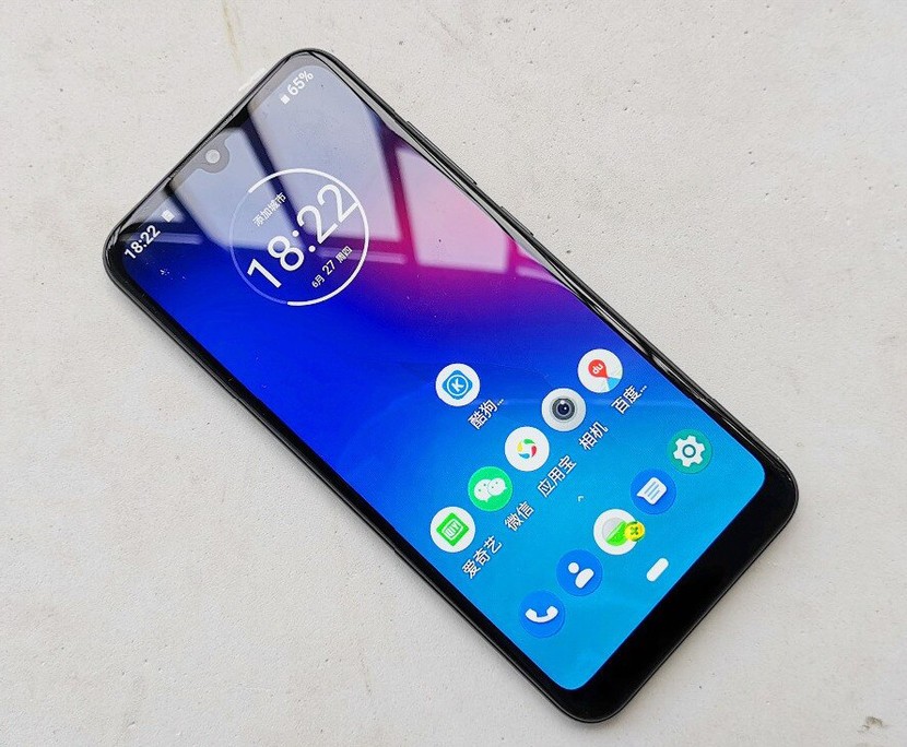 El Motorola Moto E6 Plus se filtra en imágenes con todo lujo de detalles