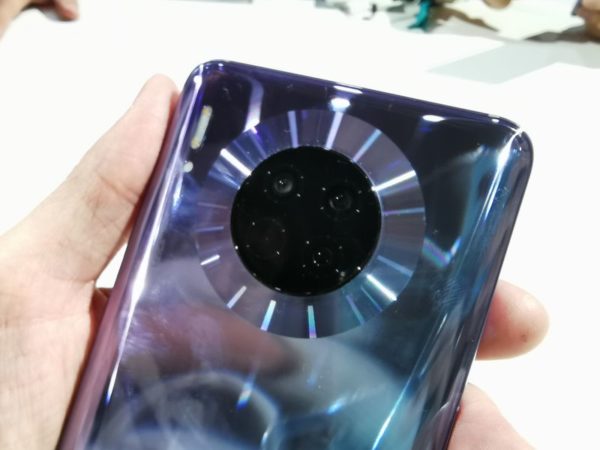 Huawei Mate 30 11