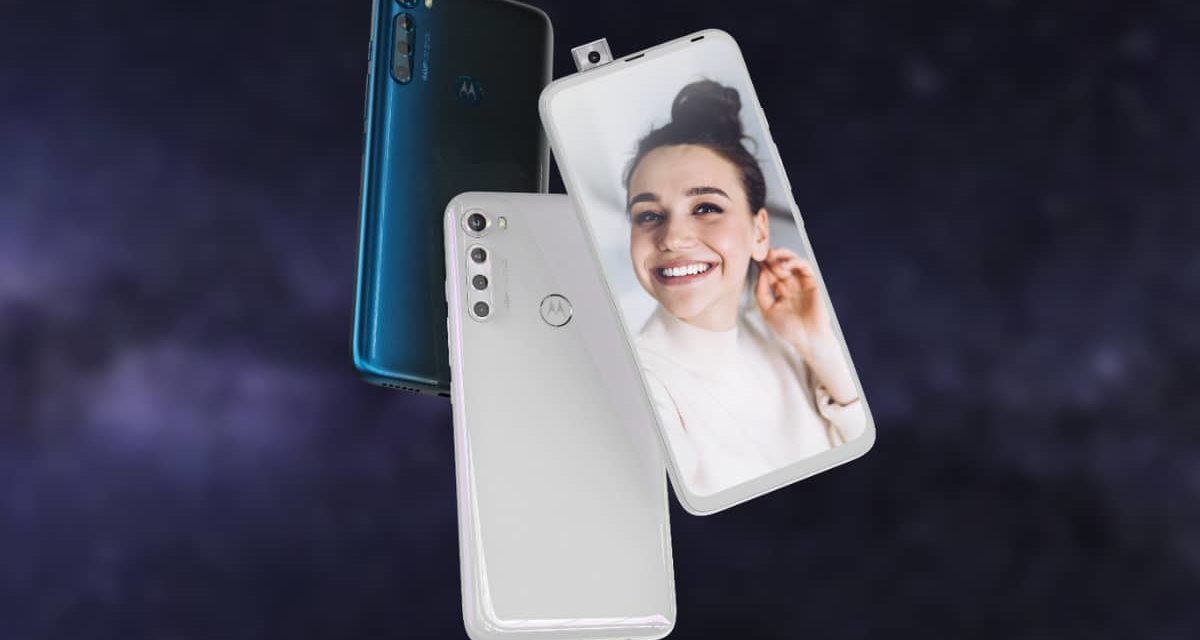 Este móvil de Motorola tiene cámara deslizante y cuesta menos de lo que crees