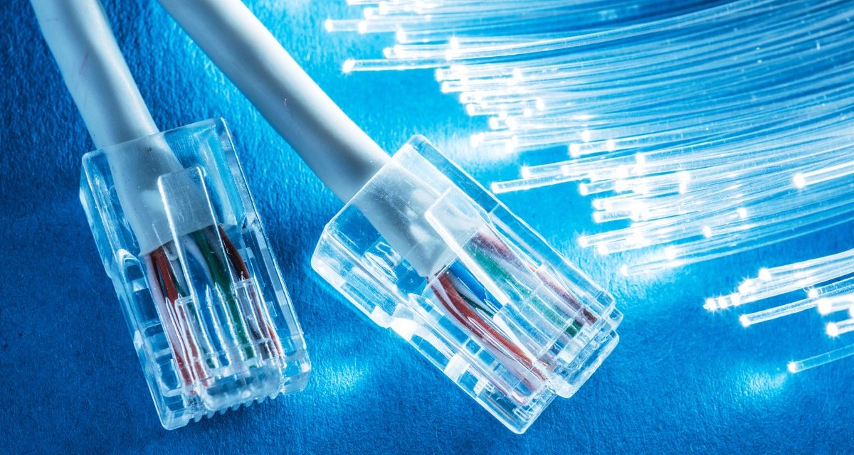 Simyo ofrece fibra de 100 Mbps a 26 euros sin contratar una línea móvil