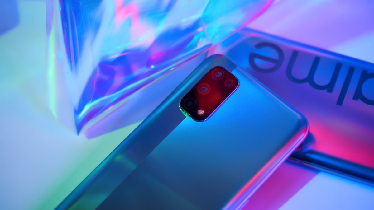 realme-7-5g-02