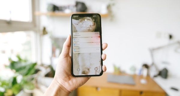 Cómo cambiar el nombre del WiFi del punto de acceso en iPhone