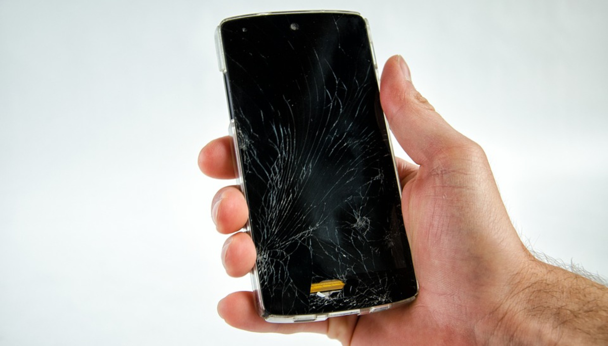 Gorilla Glass 5 vs Victus: cuál es mejor y protege más la pantalla del móvil