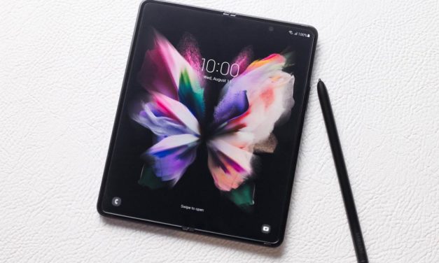Samsung Galaxy Z Fold 3 5G: cámara bajo pantalla y resistencia al agua como principales novedades del plegable