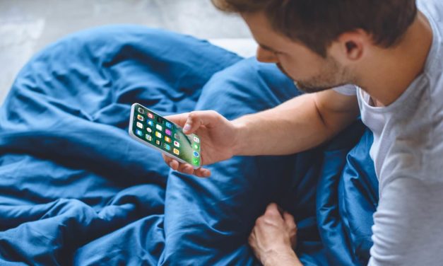 Cómo ocultar apps como WhatsApp o Tinder en el iPhone