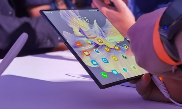 El móvil plegable de Huawei llega a España, aunque sin 5G ni los Servicios de Google
