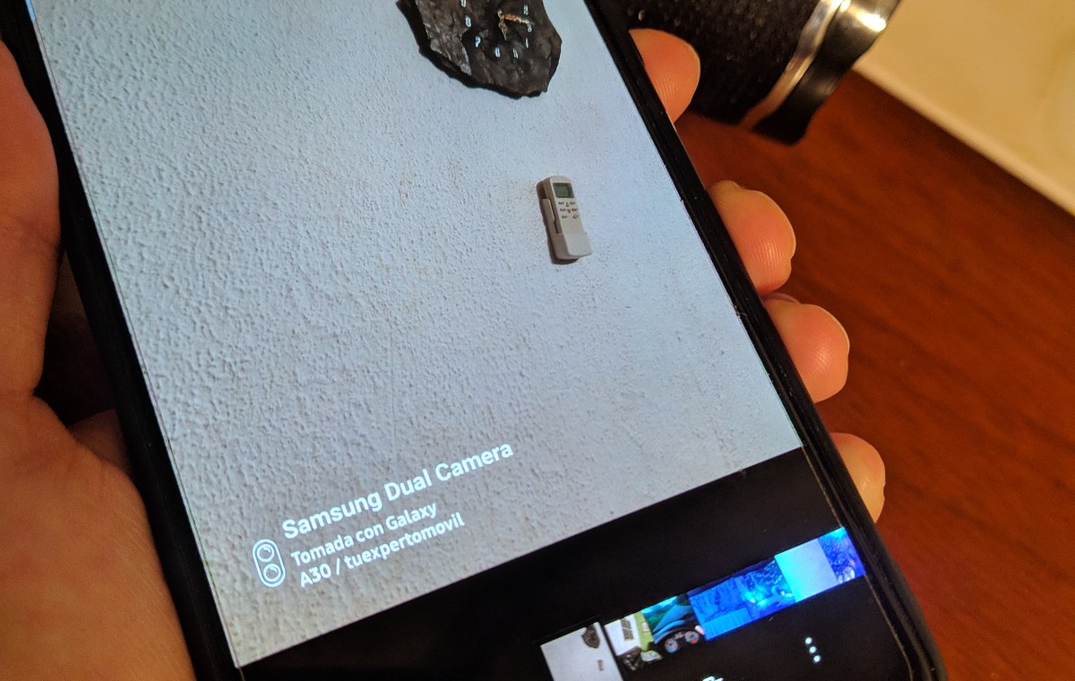 Cómo activar la marca de agua en fotos en un móvil Samsung