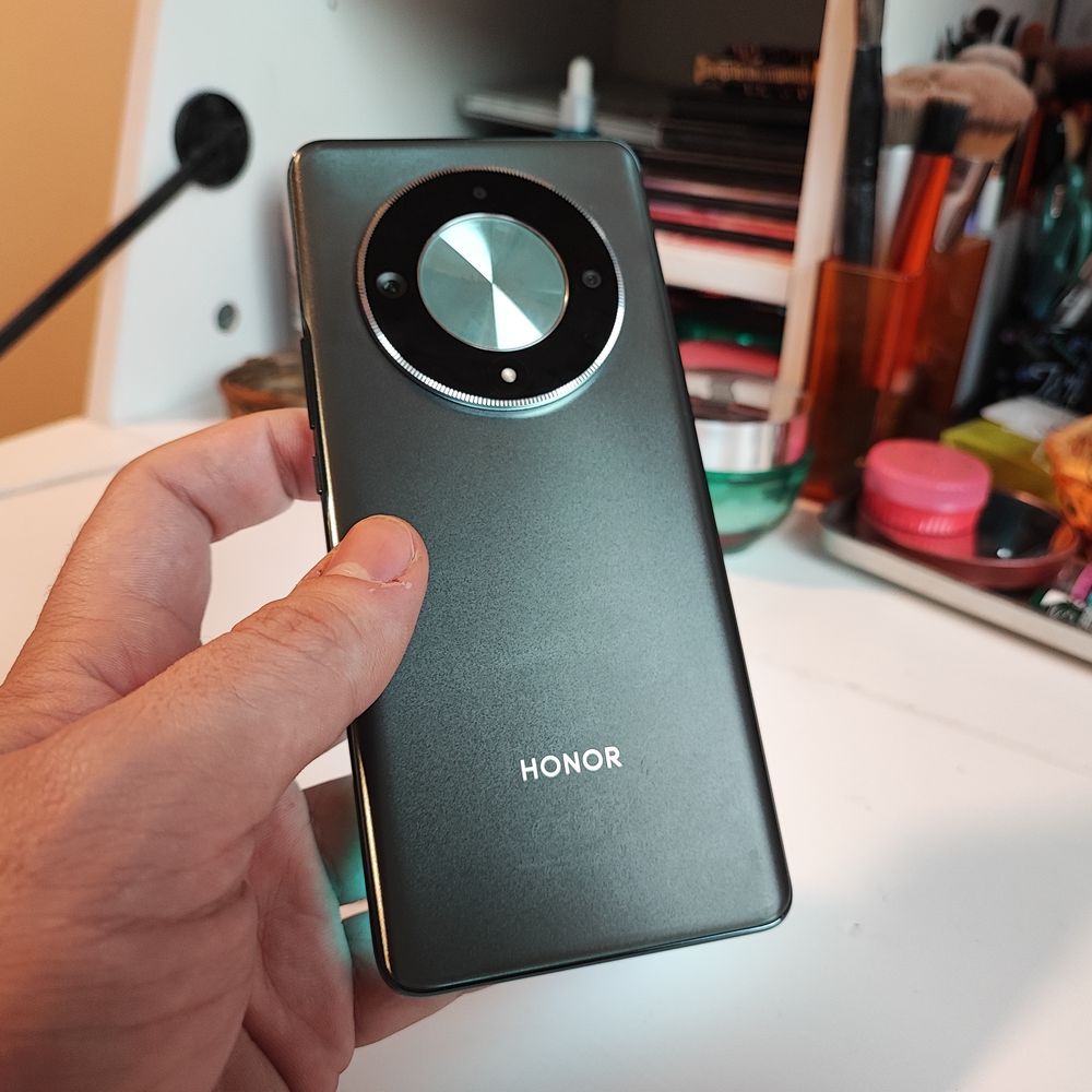 HONOR Magic6 Lite 06