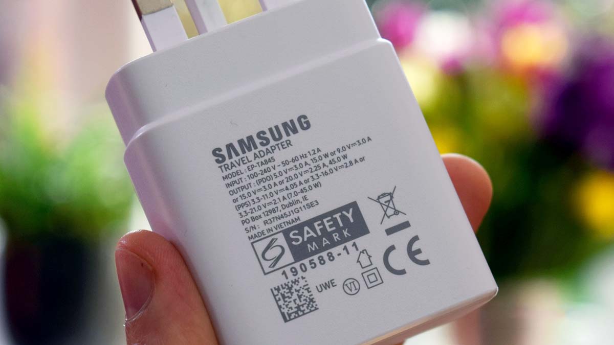 samsung ya no trae cargador