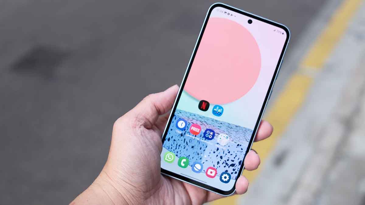 cambiar la pantalla del galaxy a55