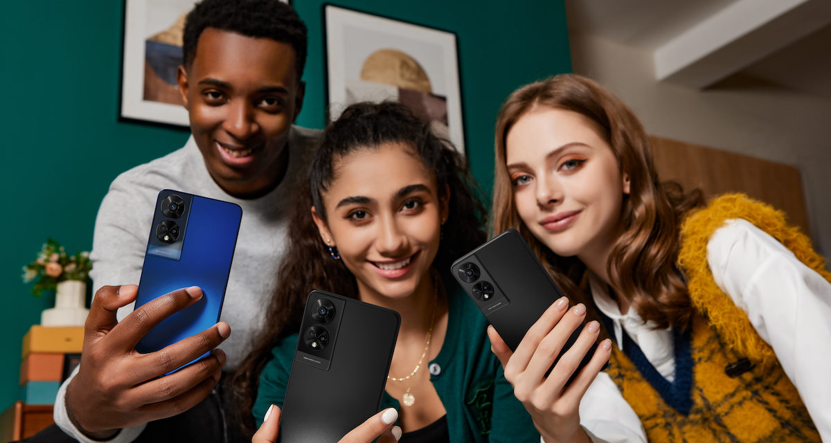 TCL lanza tres móviles supereconómicos con los que pretende quitarle el trono a los Redmi
