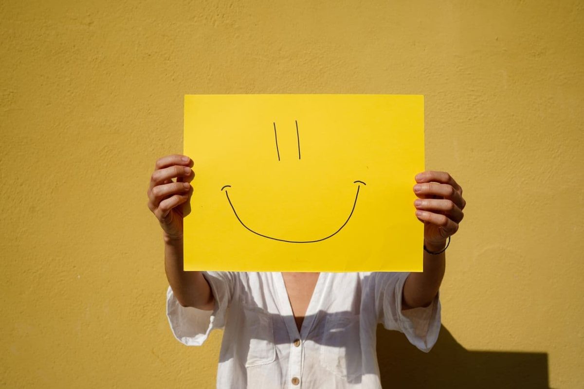 75 frases del Yellow Day 2024 para compartir por WhatsApp
