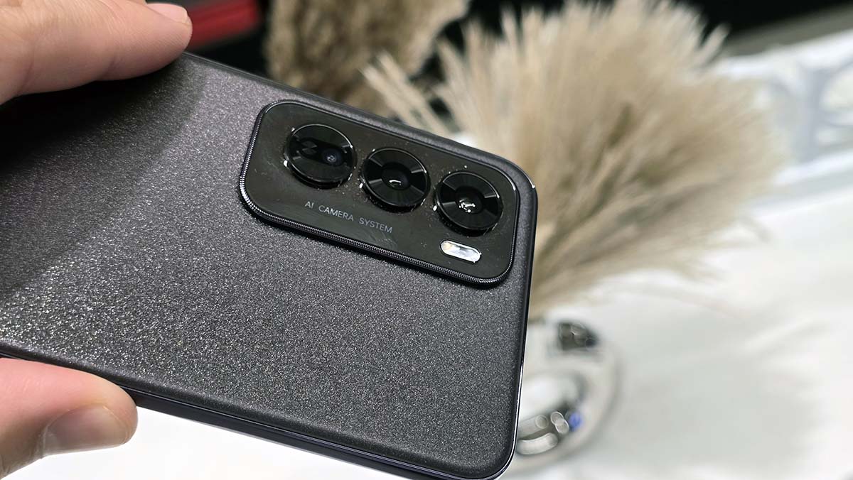 oppo-reno-12-7