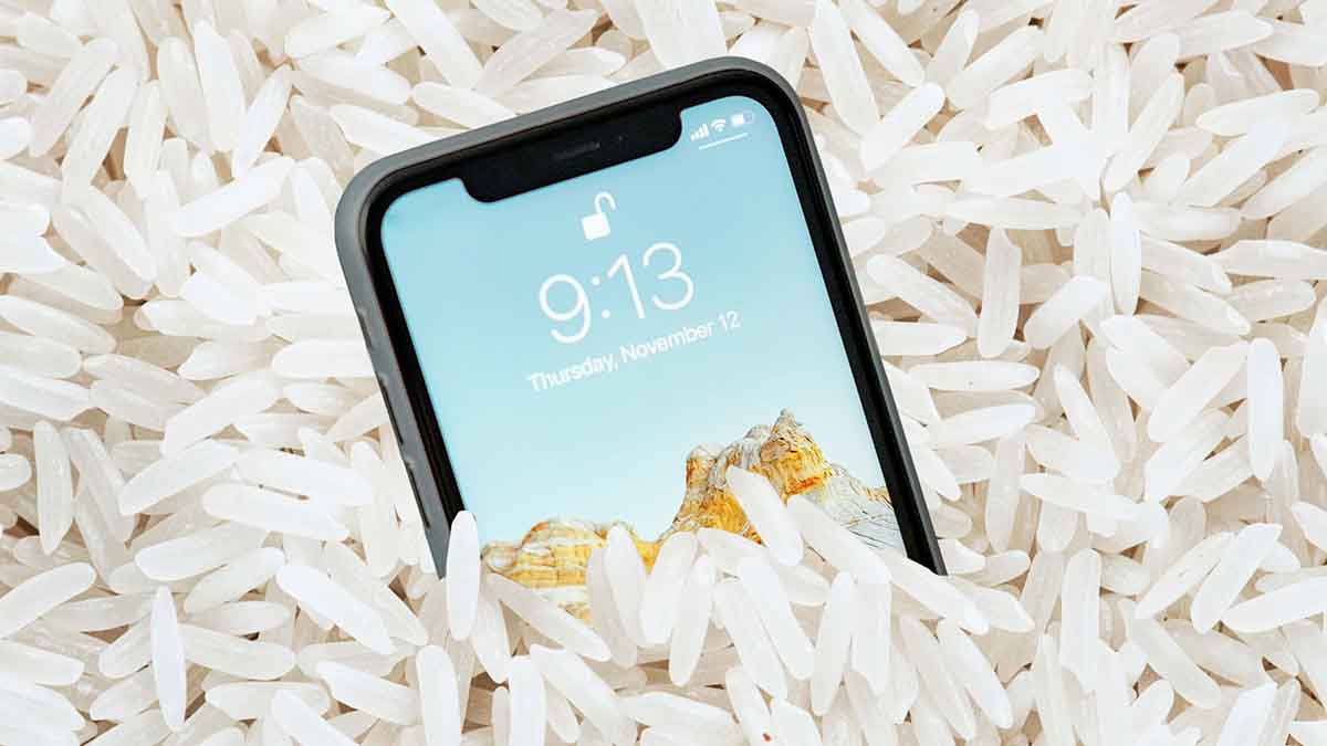 el arroz funciona para secar el móvil