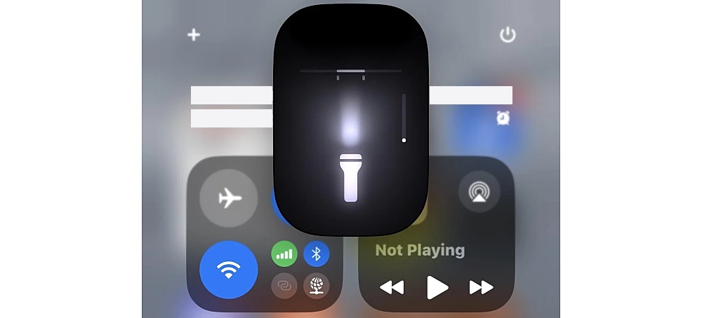 linterna ios 18