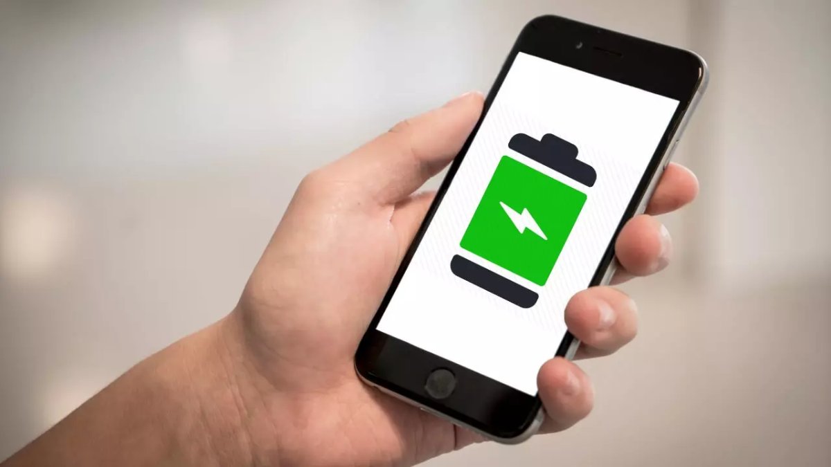 bateria movil se enciende y apaga solo