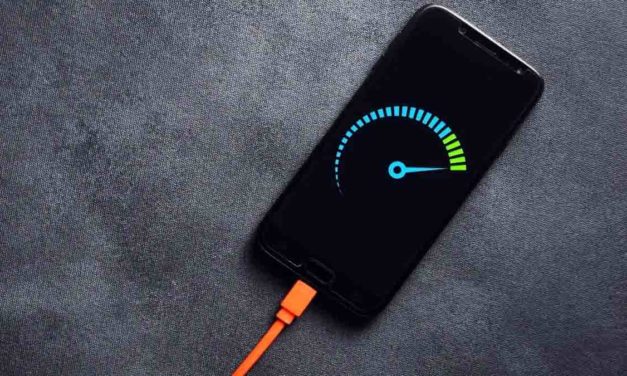 Mi móvil carga lento: qué hacer y cómo acelerar la carga con estos trucos