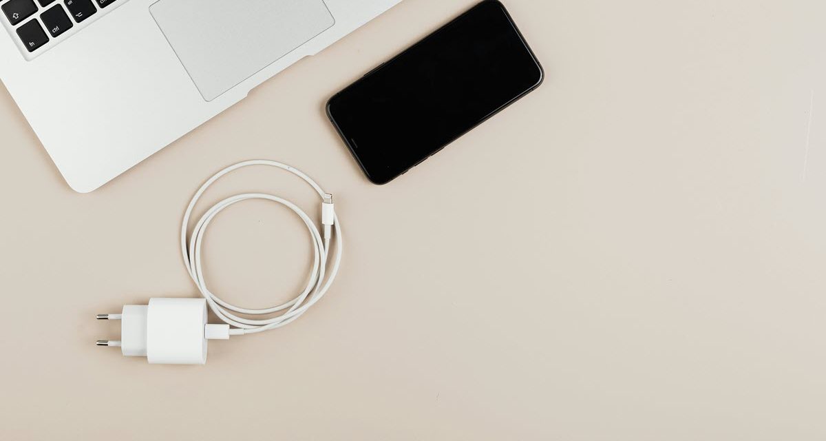 7 consejos para decidir qué cargador de móvil comprar (y no arrepentirse después)