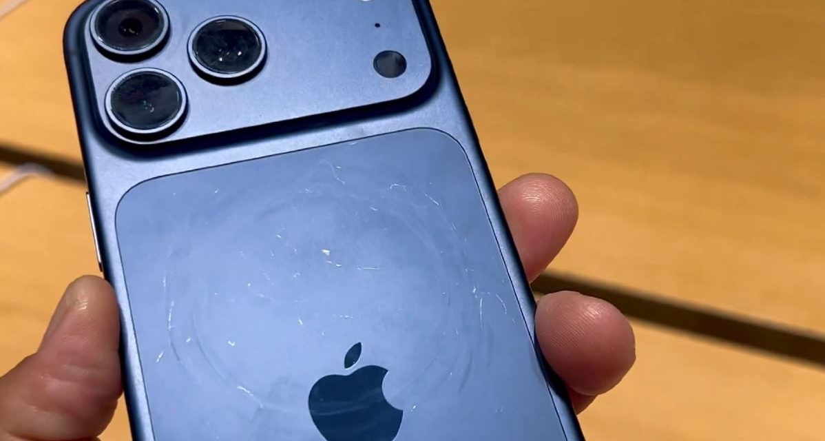 El iPhone 17 Pro Max se raya con facilidad, un nuevo problema para Apple tras la IA