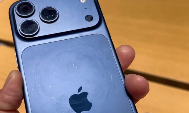 El iPhone 17 Pro Max se raya con facilidad, un nuevo problema para Apple tras la IA