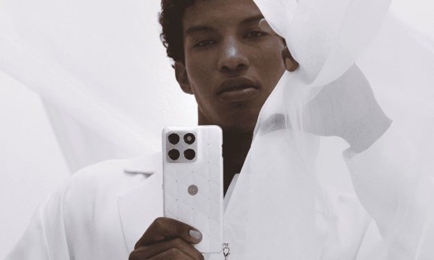 El motorola edge 70 estrena un nuevo diseño con cristales de Swarovski por debajo de los 800 euros